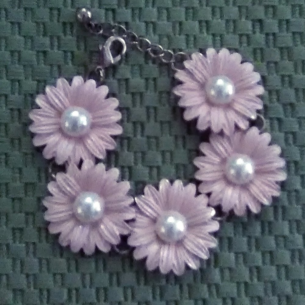 5 Flowers Bracelet